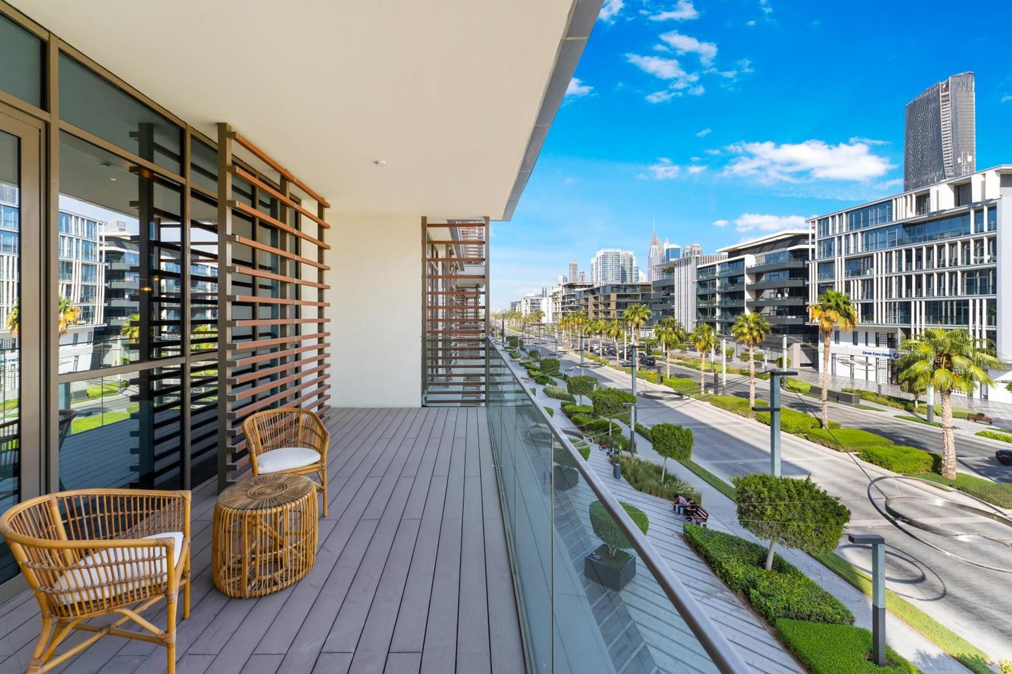 Fam Living - City Walk - Urban Staycations Дубай Экстерьер фото